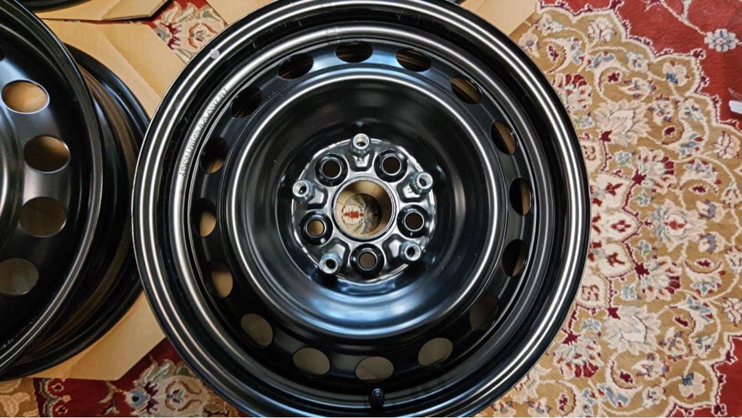 シエンタ15インチ スチールホイール ホイールキャップ4本セット