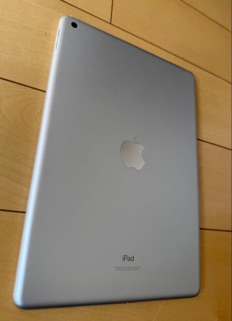Apple iPad (第9世代) 64GB Wi-Fi シルバー