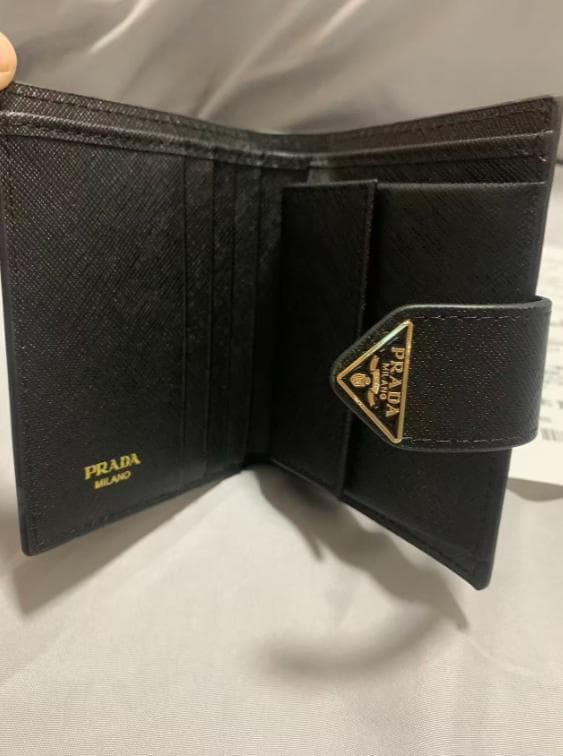 PRADA サフィアーノ 二つ折り財布 ゴールドメッキ金具&