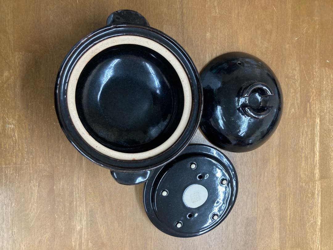 黒色 陶器 丸型鍋　伊賀焼　ご飯炊き名人　かまどさん