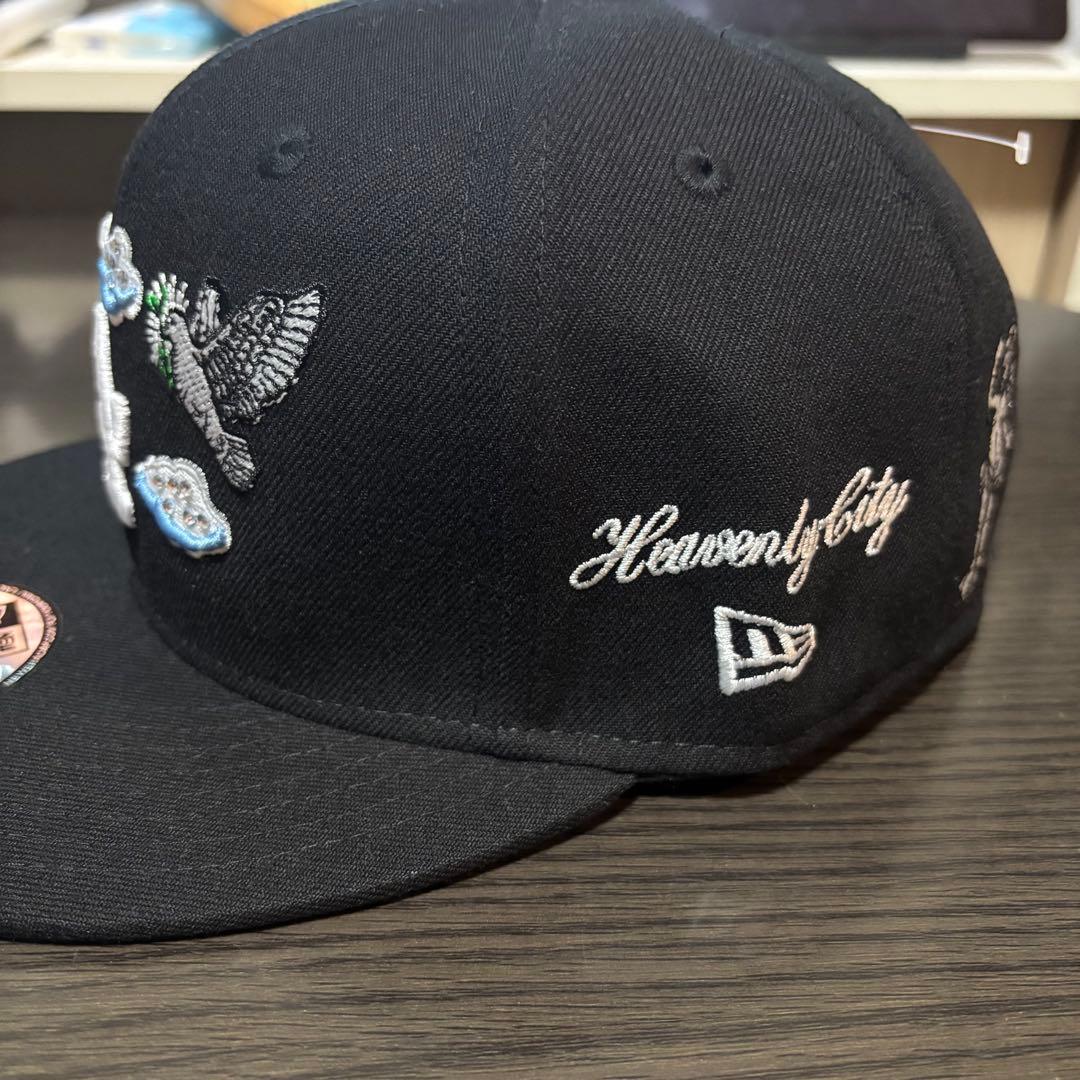ち*か様 レア✨　エンジェル刺繍　NEWERA キャップ LA ブラック　スナッ