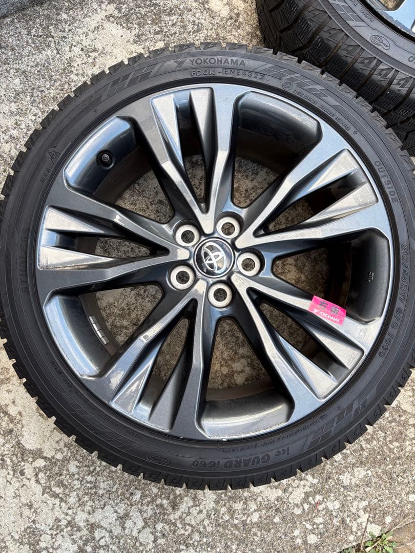 スタッドレス YOKOHAM ICE GUARD 215/45/17 バリ山