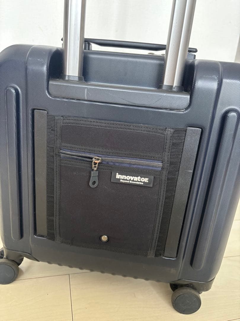 イノベーター キャリーケース 33L 機内持ち込み可