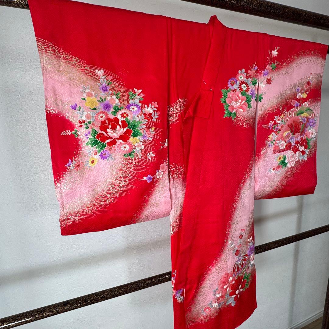 超美品　お宮参り 　正絹　産着　初着　現代　着物　女の子　女子　赤　ピンク　花車