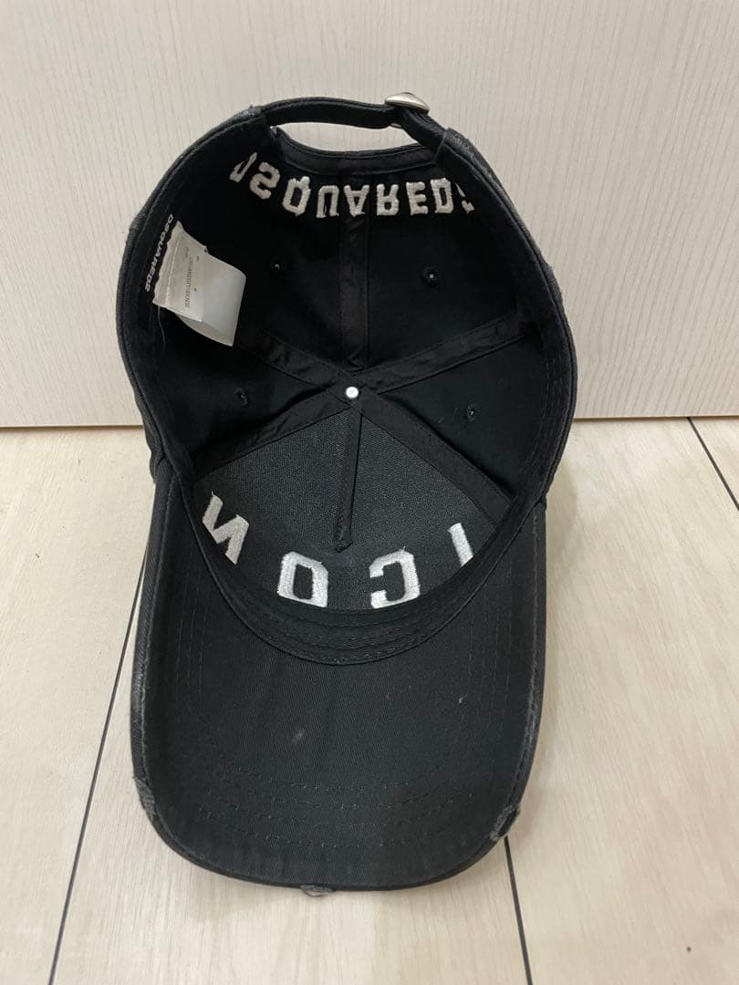 DSQUARED2 ブラック キャップ ICON
