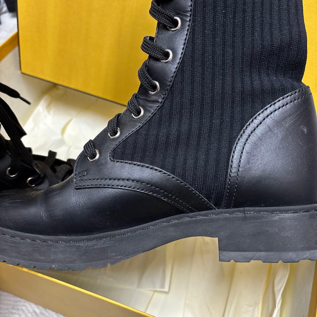 ☆最終お値下げ☆Fendi レースアップブーツ 黒38サイズ