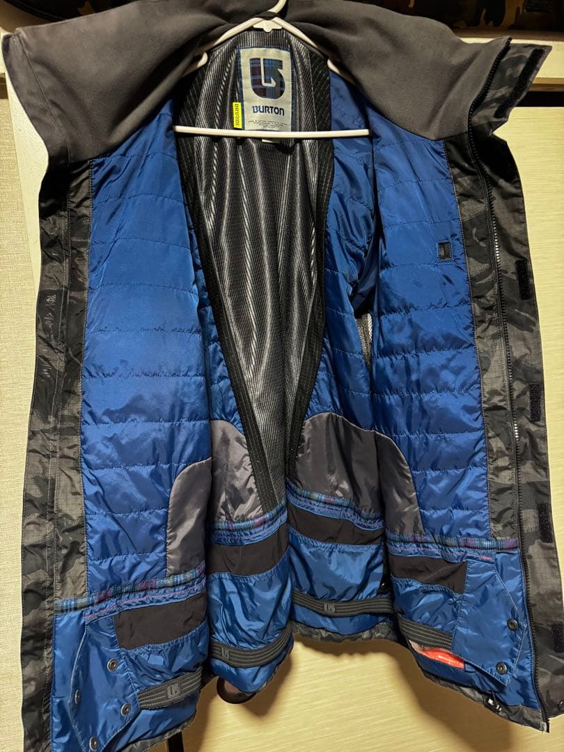 BURTON カモフラージュ柄 スノーボードウェア Lサイズ