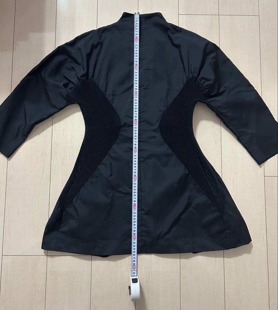 ISSEY MIYAKE イッセイミヤケ シャーリング コート ブラック