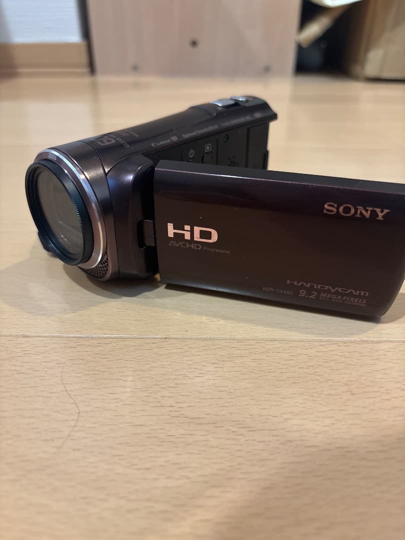 Sony Handycam HD ビデオカメラ バッテリー　充電器付