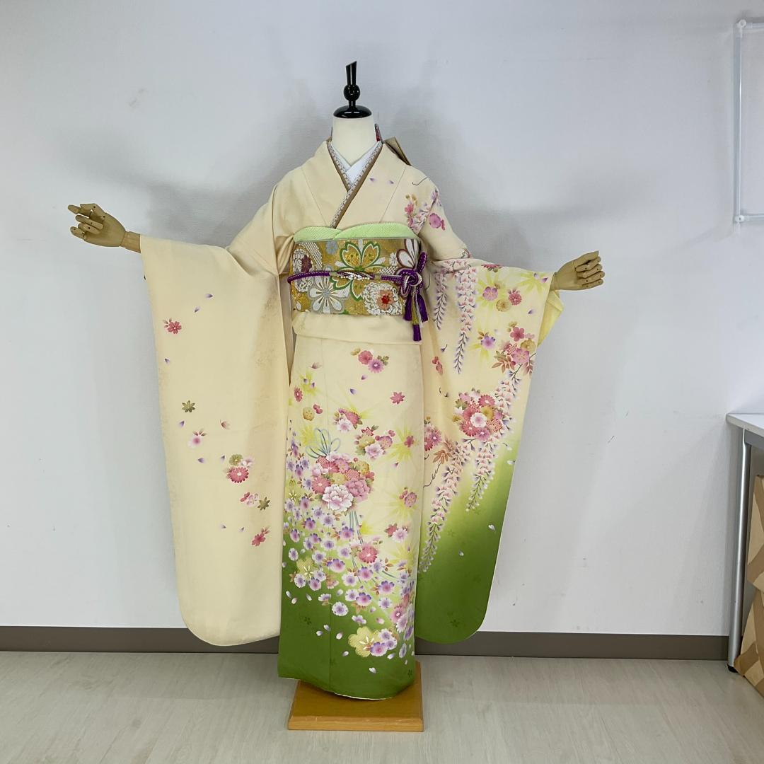 お振袖 クリーム×グリーン　正絹　美品