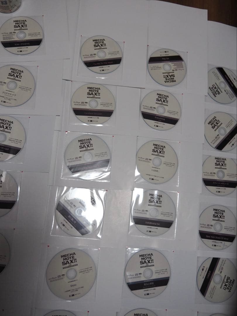めちゃモテ・テナーサックス譜面　　CD付き24冊