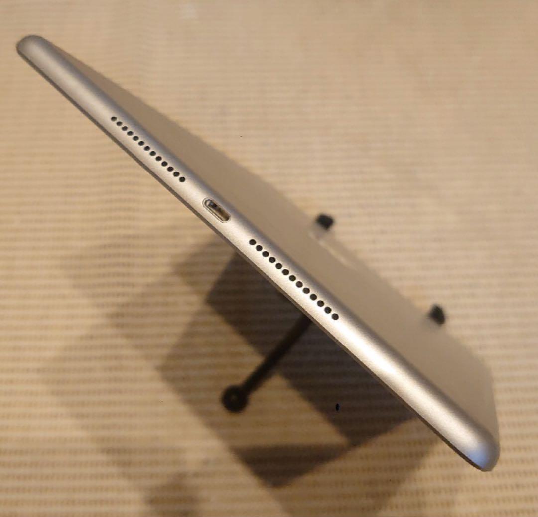 完動品SIMフリーiPad第7世代(A2198)本体128GB送料込DMDFY