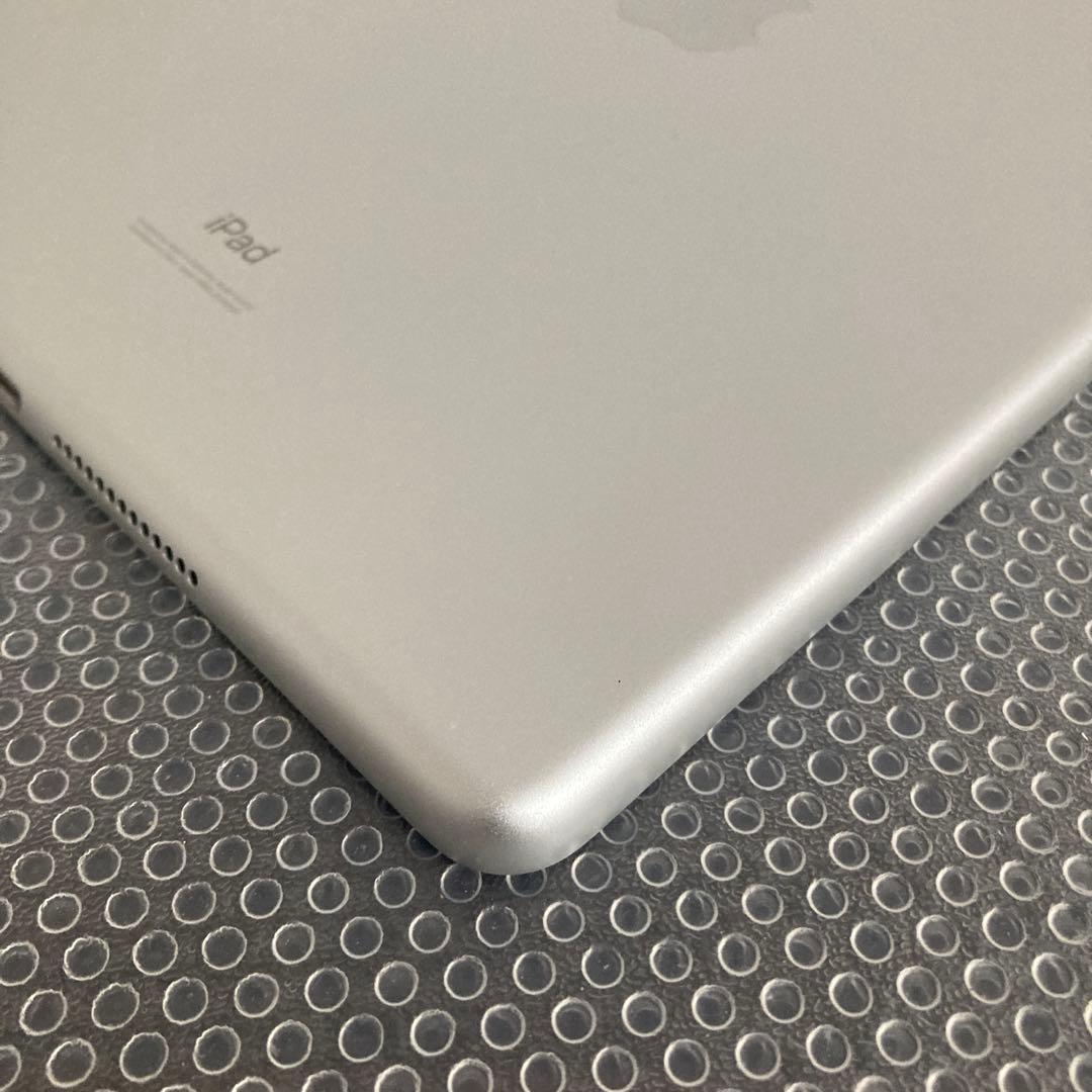 692【早い者勝ち】電池良好☆iPad8 第8世代 32GB WIFIモデル☆