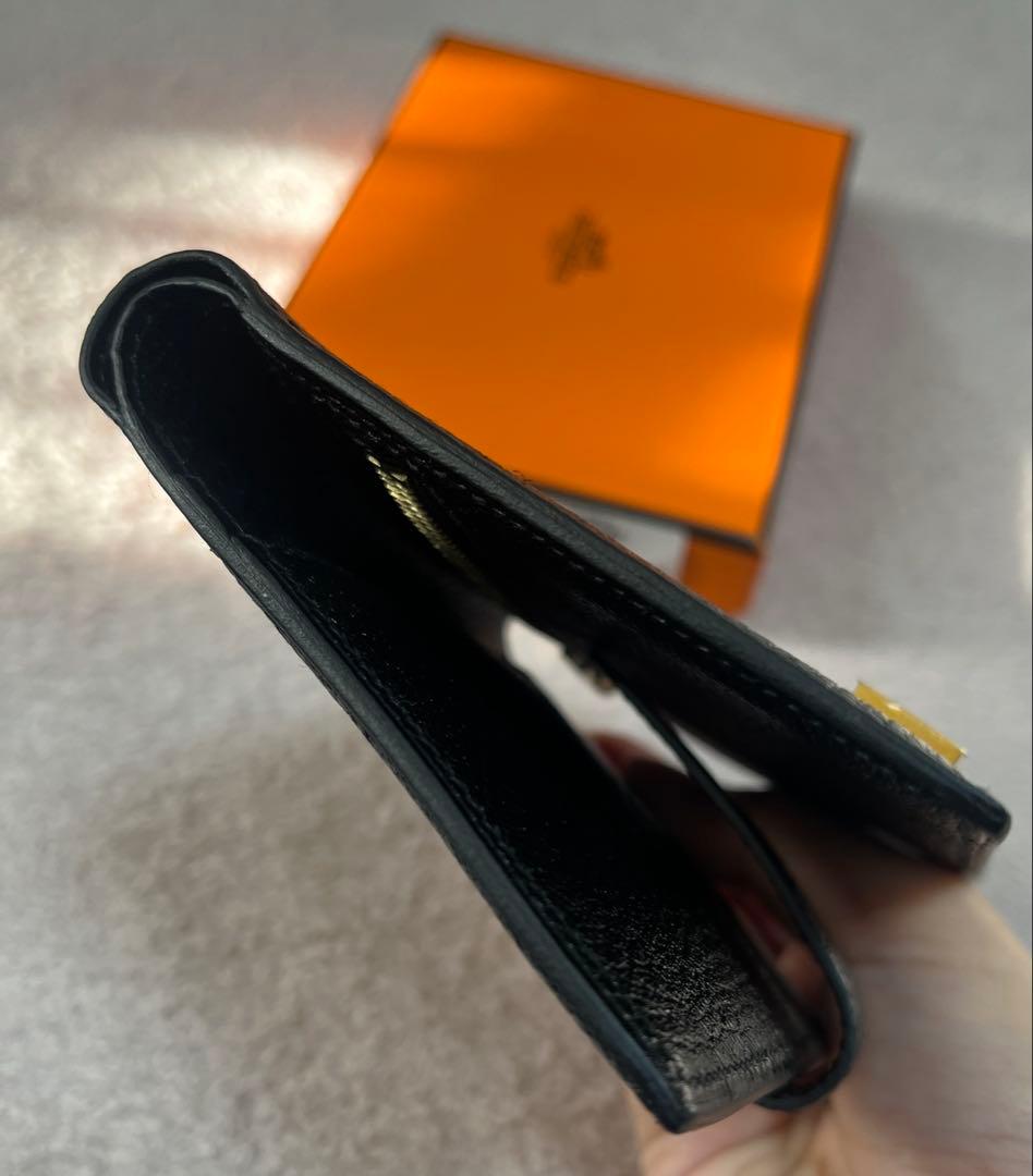 【HERMÈS・未使用】エルメス ベアンコンパクト 黒×ゴールド金具