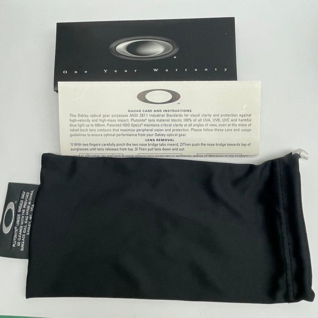 Oakleyレーダー レンジ スポーツサングラス グレー系レンズ