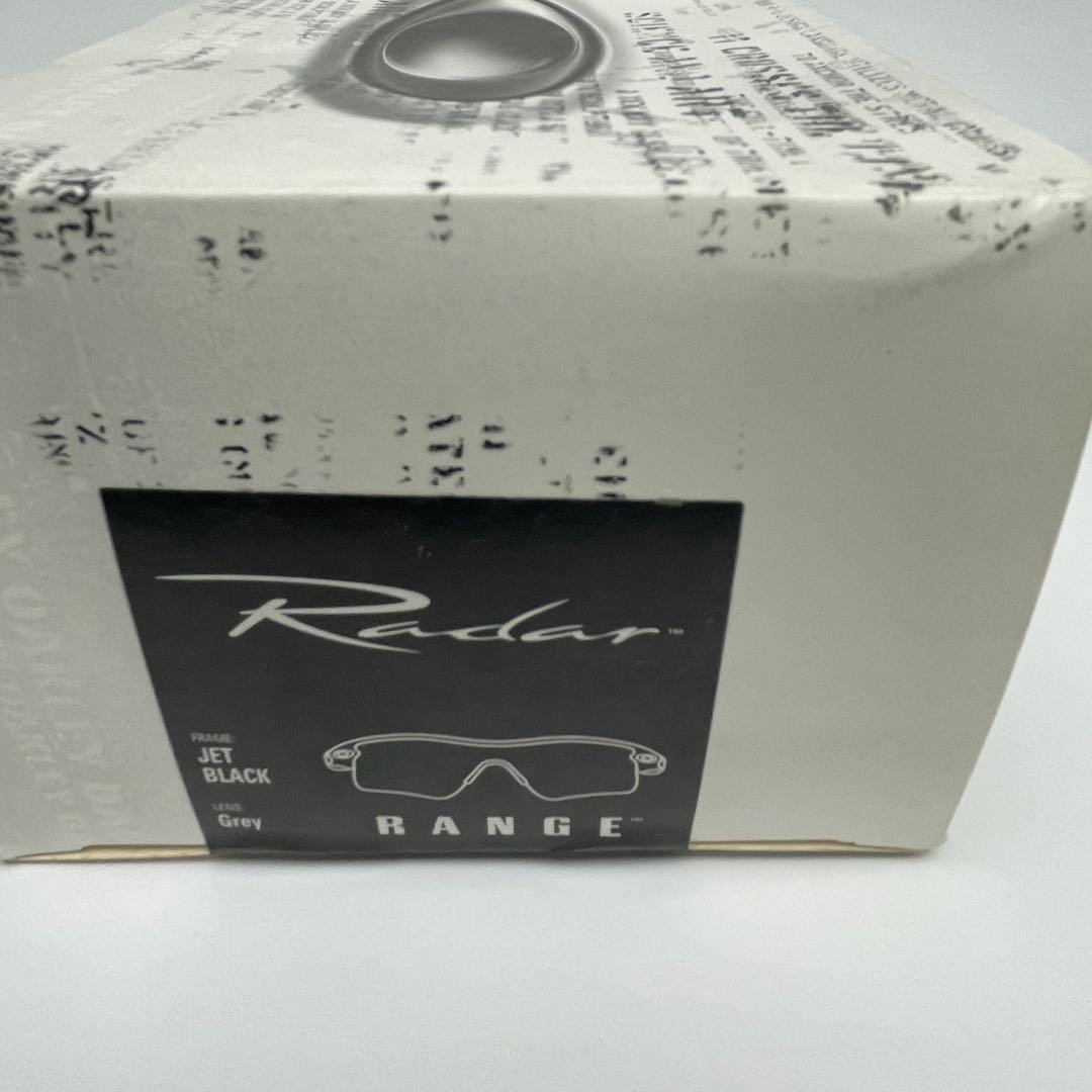 Oakleyレーダー レンジ スポーツサングラス グレー系レンズ