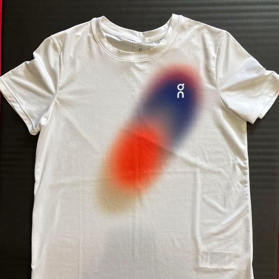 ラ*ン様 on グラデーションホワイトTシャツ XS