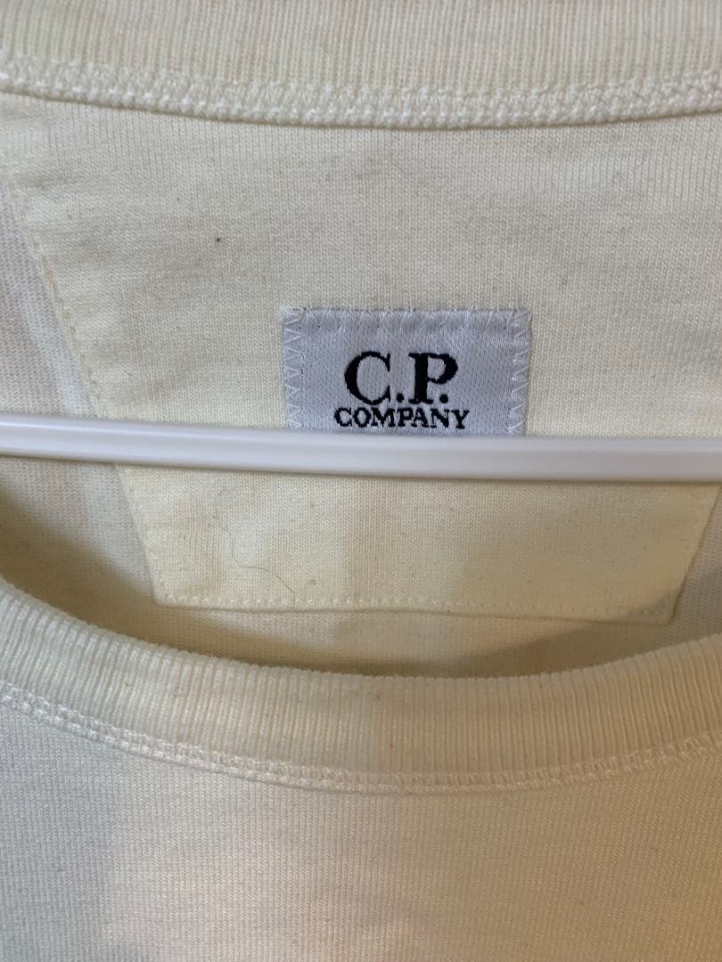 マサ　【春休みセール開催中】 C.P. COMPANY ホワイト Tシャツ