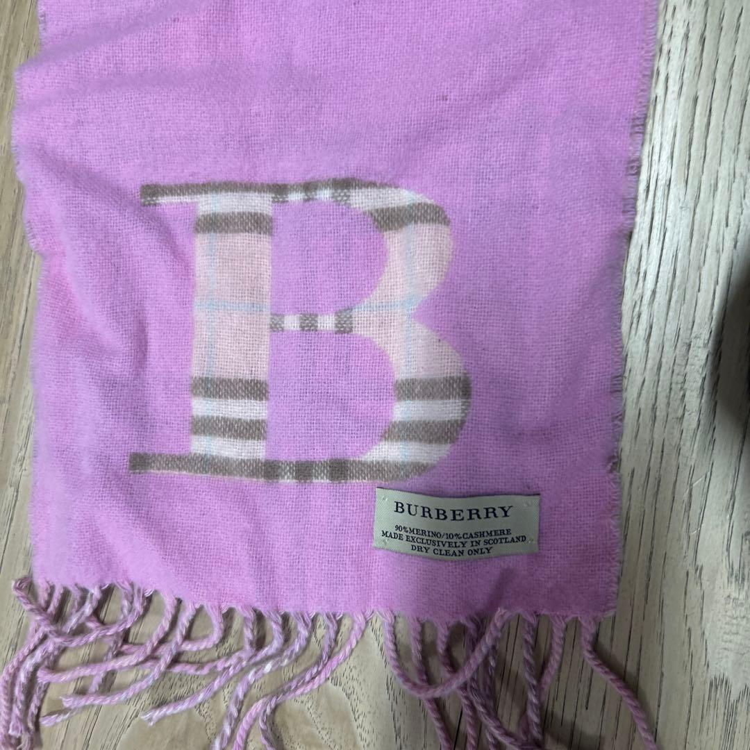 BURBERRY ピンク チェック マフラー