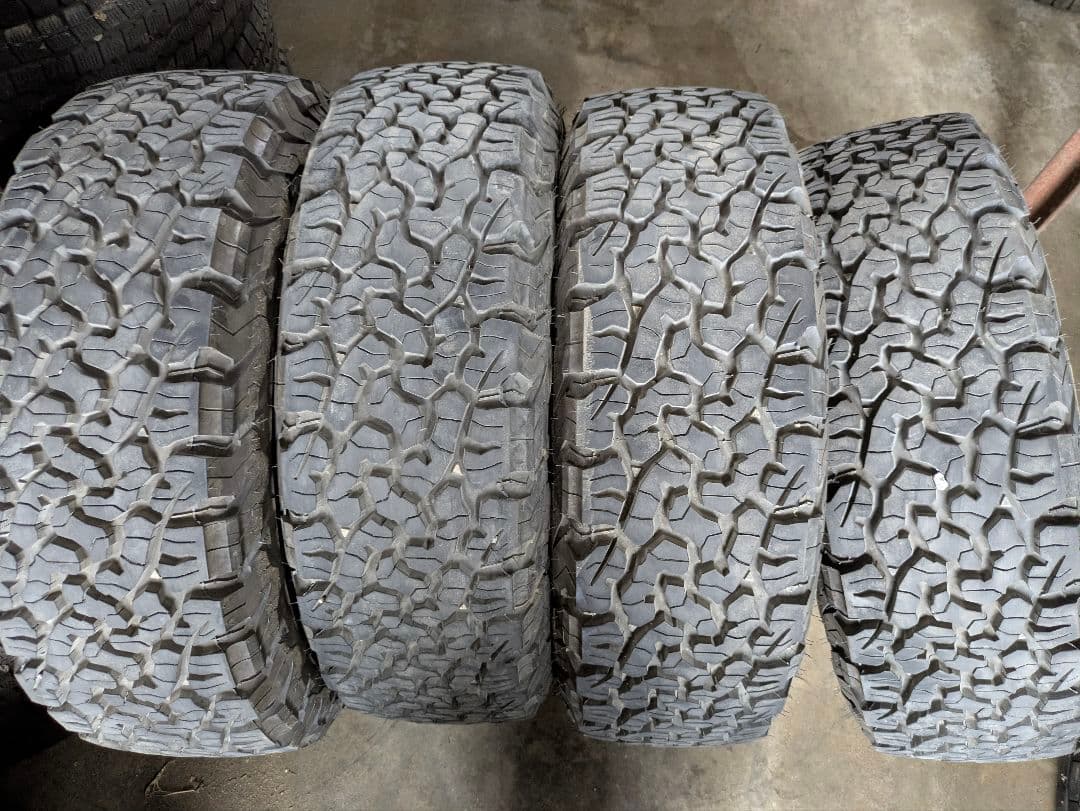 か*あ様 BFグッドリッチAll-Terrain　KO2ホワイトレター215/7