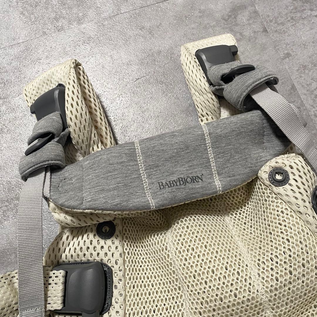 人気✨babybjorn ベビービョルン ハーモニー 抱っこ紐 クリーム