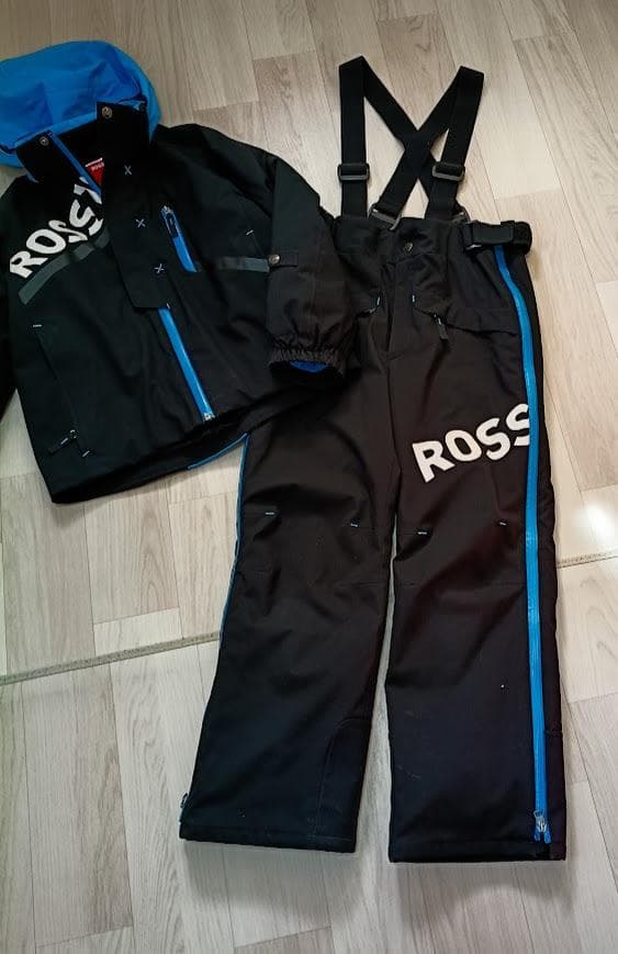 ROSSIGNOL 　ロシニョール　キッズ　スキーウェア　140cm