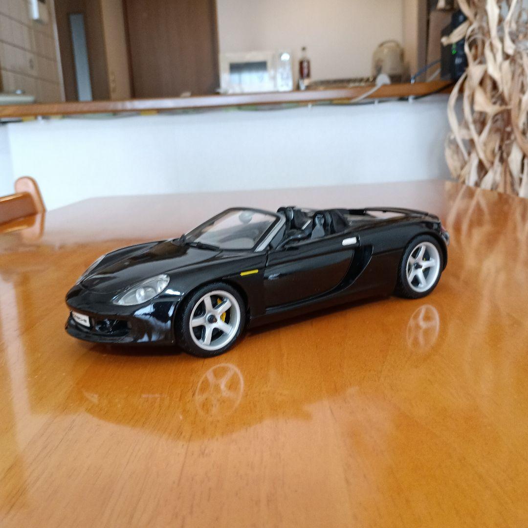 マイスト　ポルシェ　カレラGT 1/18