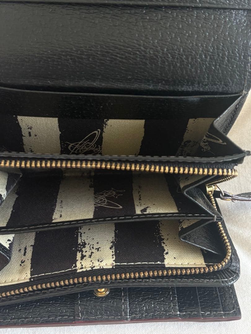 【美品】Vivienne Westwood ヴィヴィアン 三つ折り財布
