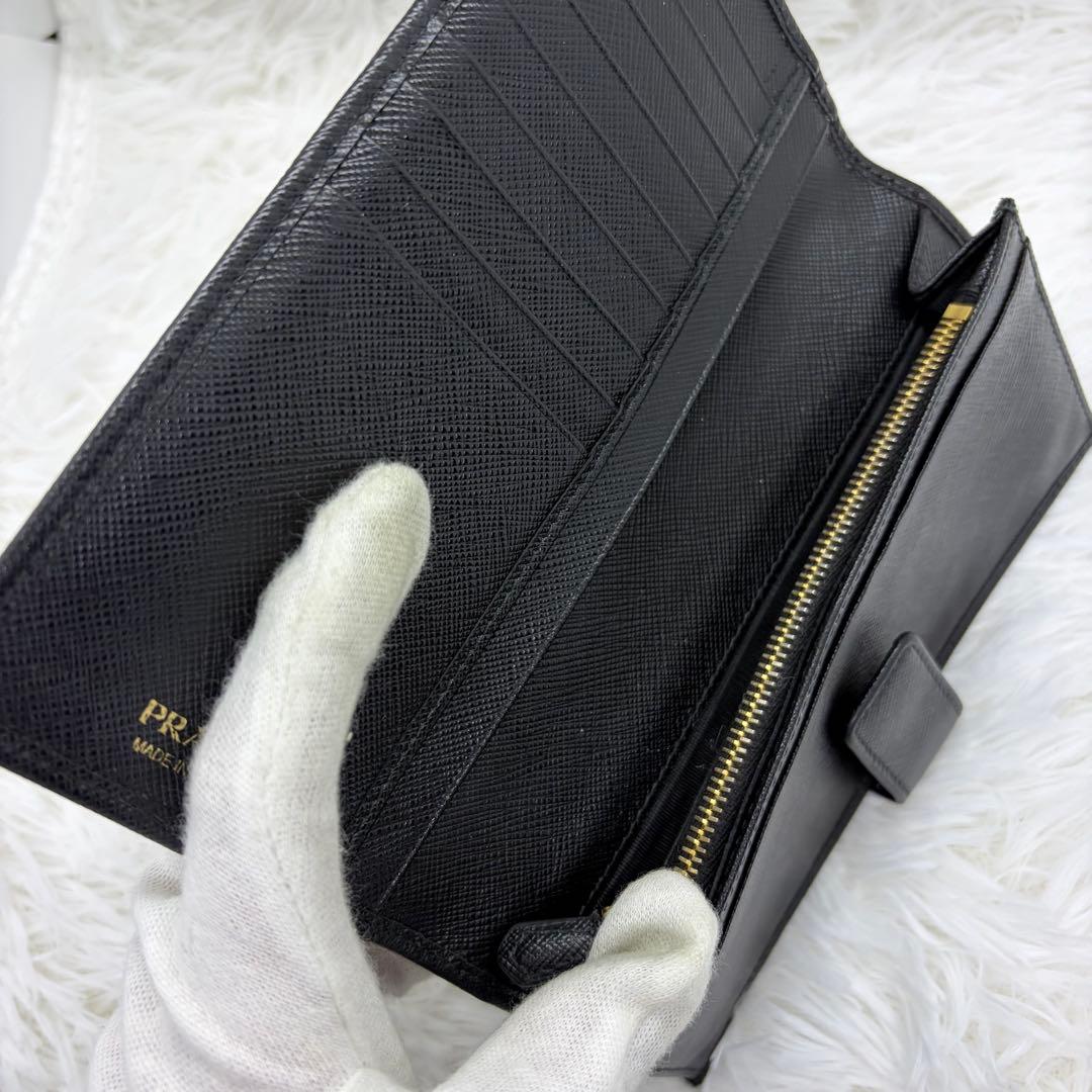 美品✨️プラダ 長財布 折り財布 サフィアーノ レザー ゴールド金具 ブラック