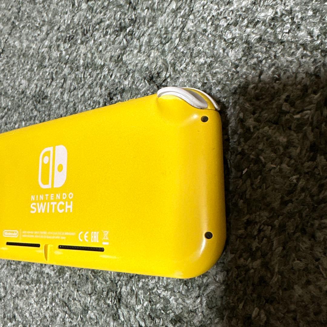 Nintendo　Switch　ライト