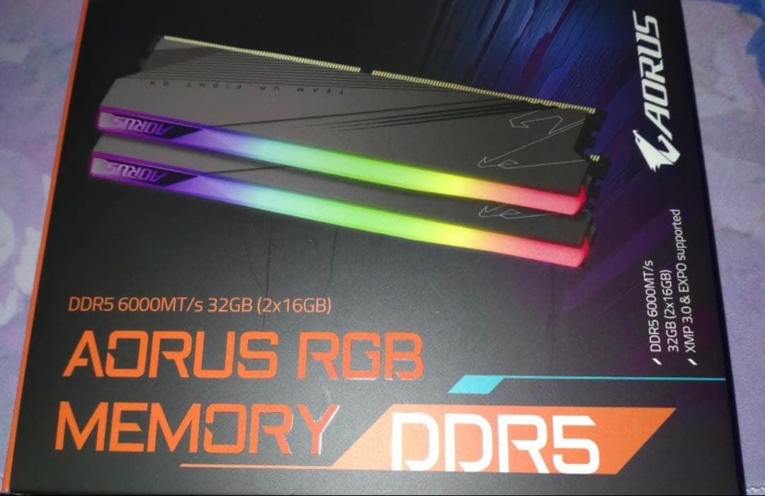 メモリー GIGABYTE AORUS Memory DDR5 32GB 6000