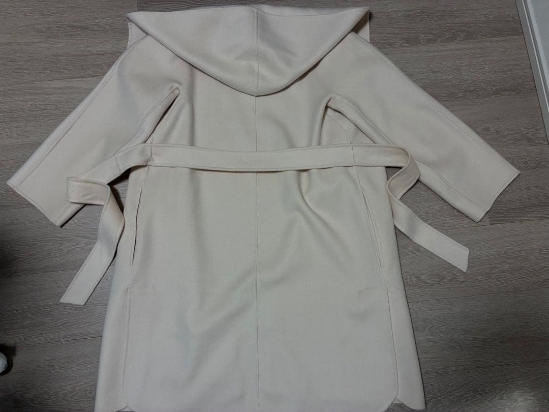 Max Mara 38サイズ　アイボリーのウールコート