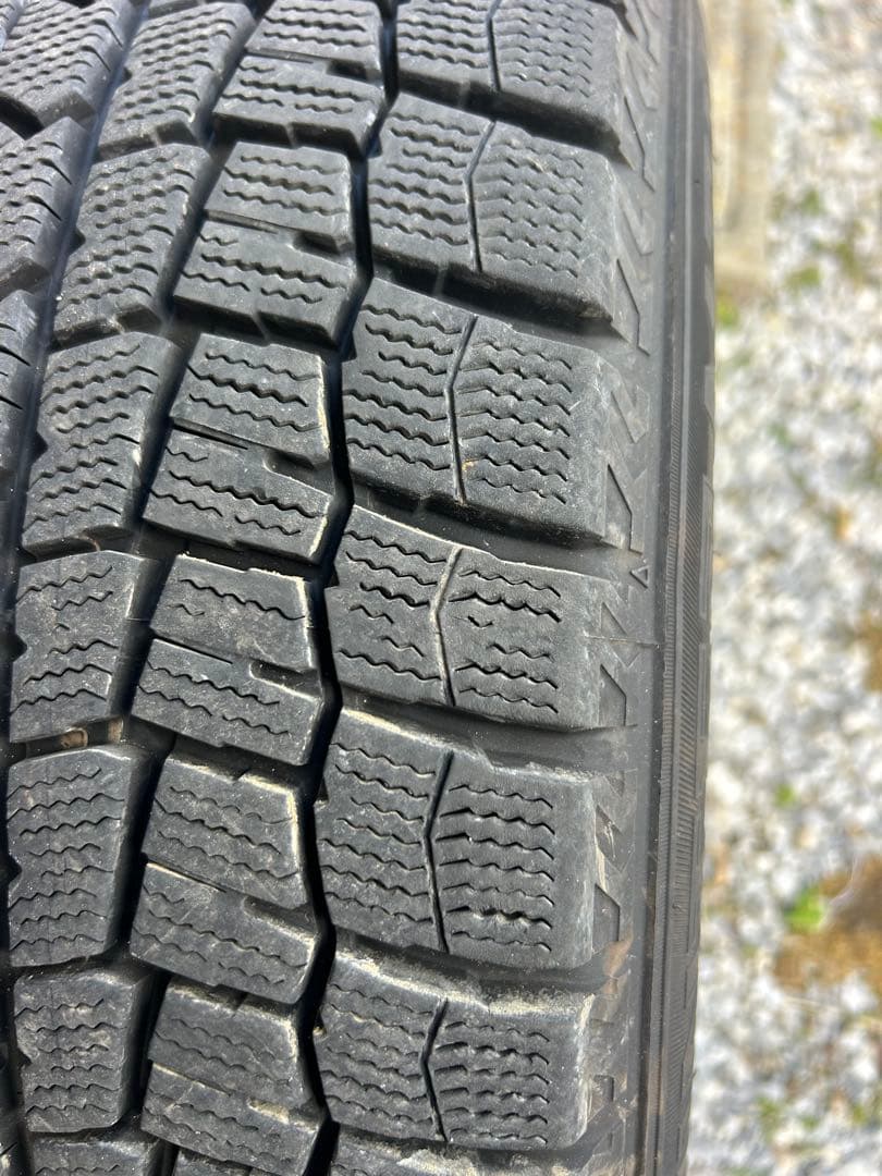 195/65 R15 プリウス　スタッドレス