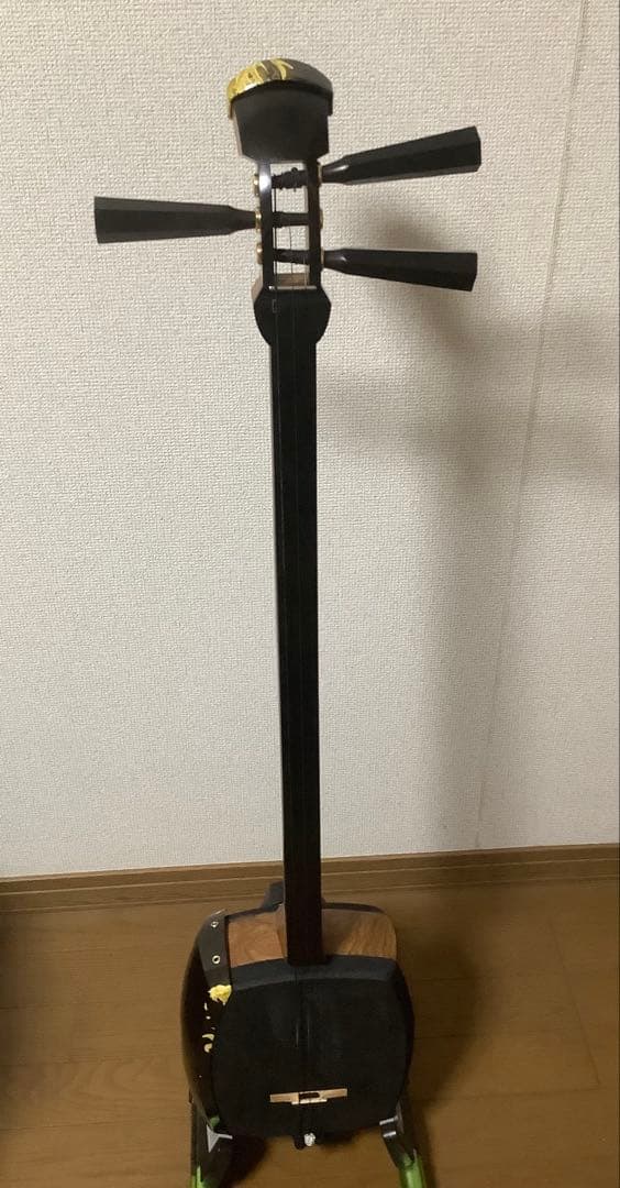東亜楽器製津軽三味線 ネグロブランコ-negro blanco-【延べ棹人工皮】