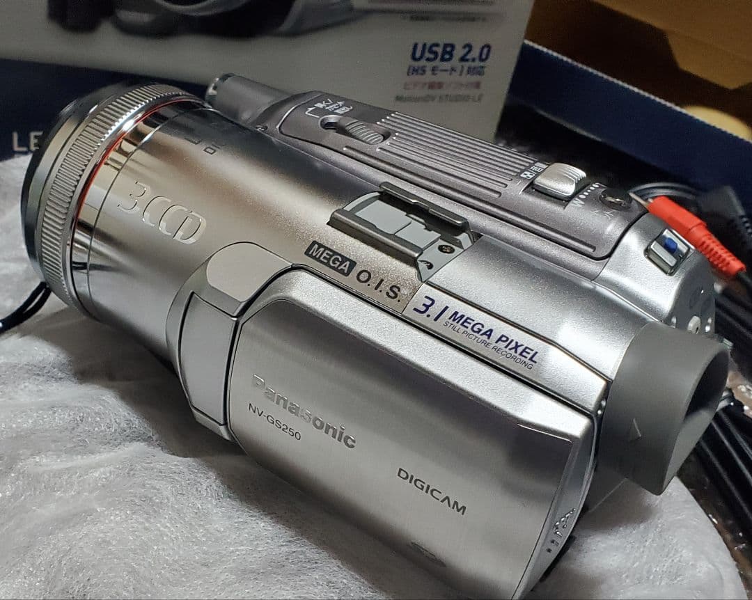 ✰美品✰パナソニック miniDVデジタルビデオカメラ NV-GS250