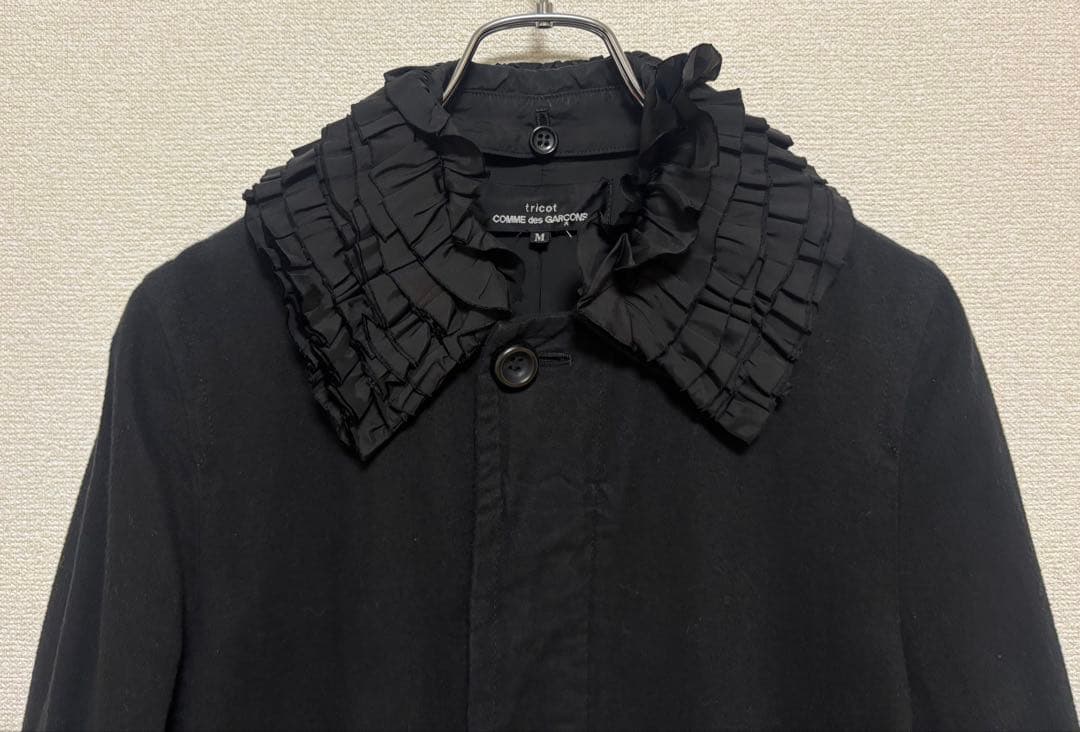 お値下げ中COMME des GARÇONS スプリングコート フリル襟 黒M