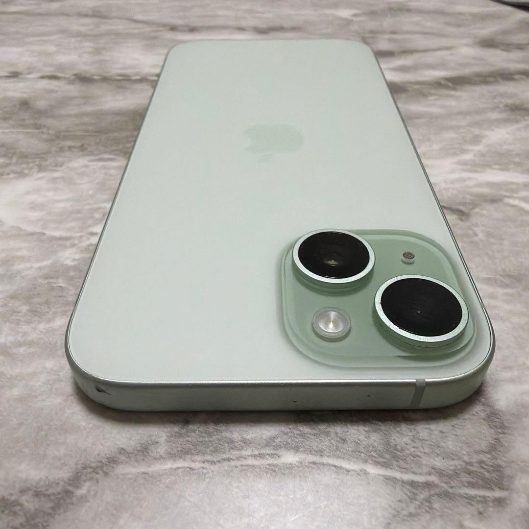 iPhone15 本体 グリーン256GB バッテリー81% 残債なし