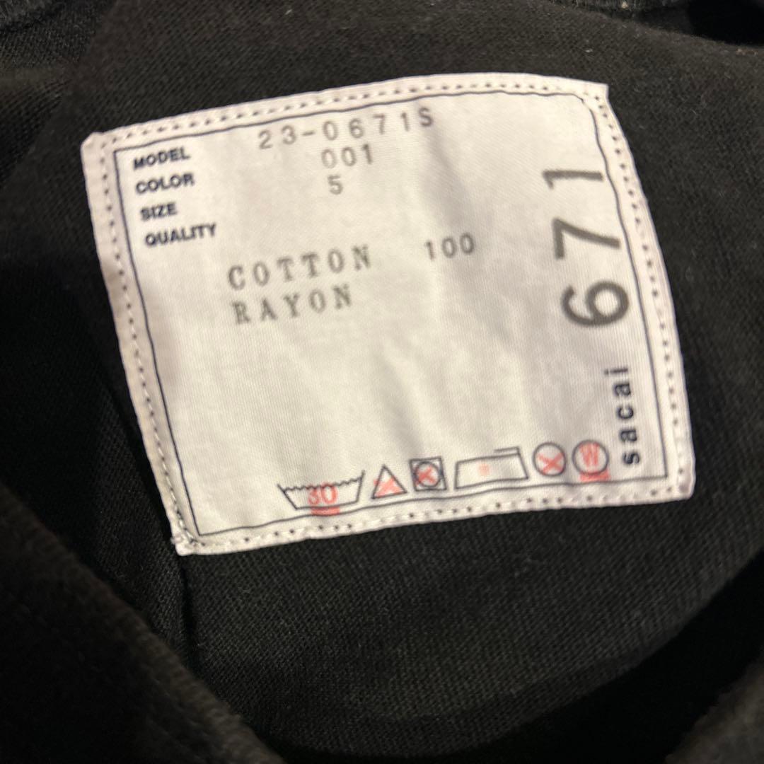 【美品】Sacai 高級半袖tシャツ 刺繍ロゴ 超希少 青山店限定 古着 XL