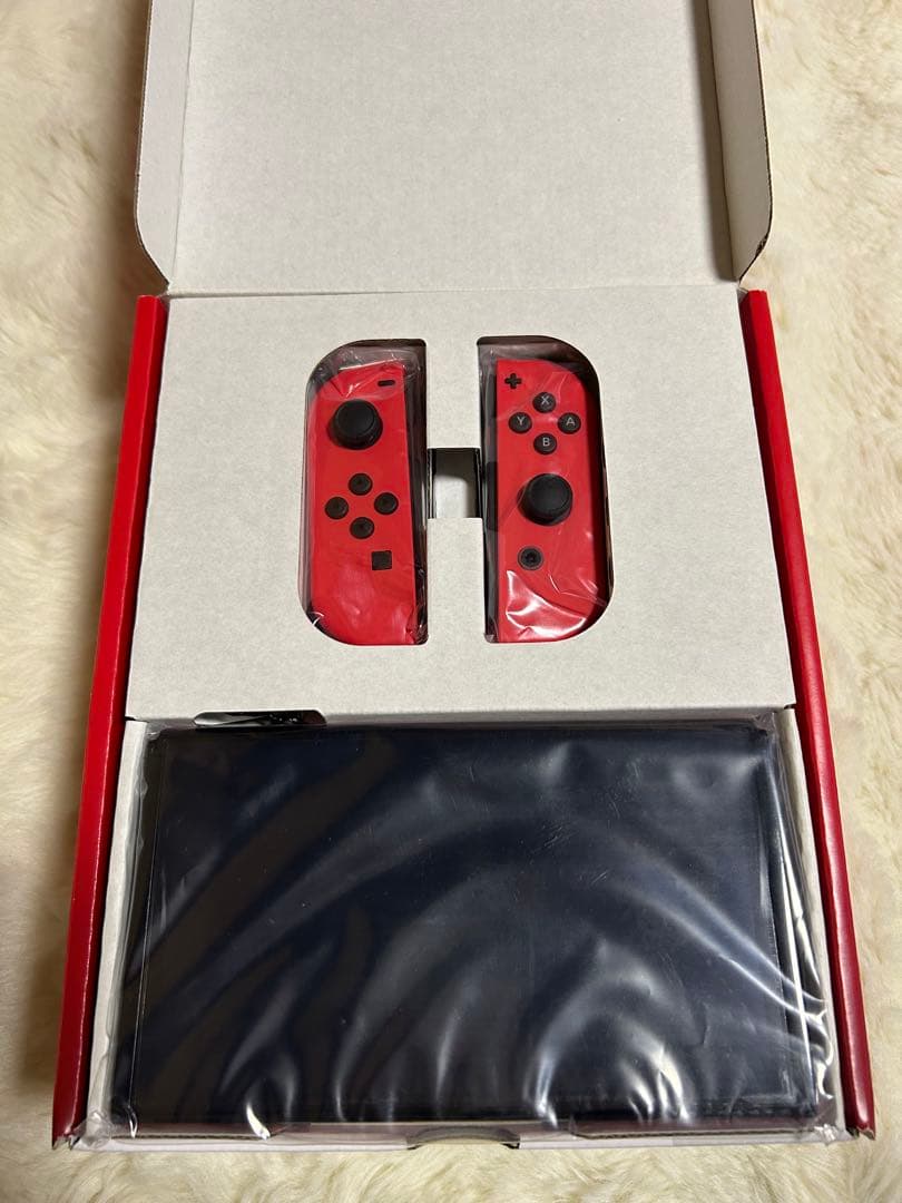 【美品】Nintendo Switch 有機ELモデル マリオレッド
