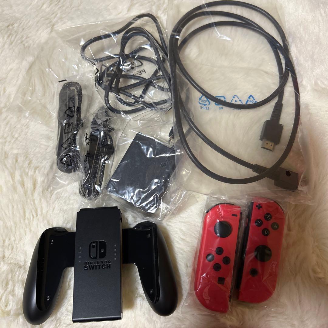 【美品】Nintendo Switch 有機ELモデル マリオレッド