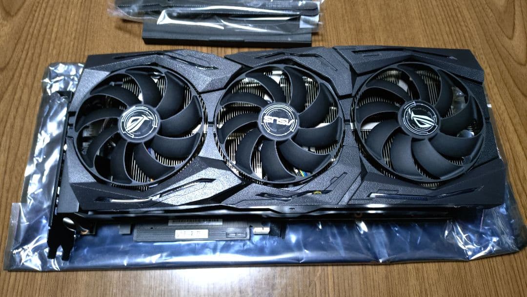 グラフィックボード・グラボ・ビデオカード ASUS ROG STRIX RTX2070super