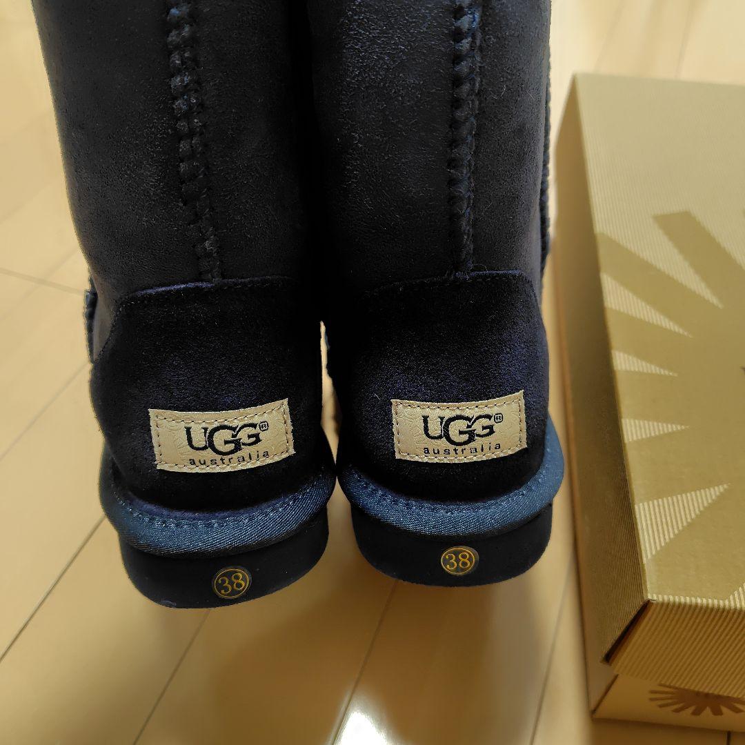 新品未使用 UGG アグ W CLASSIC SHORT ブーツ ネイビー 24
