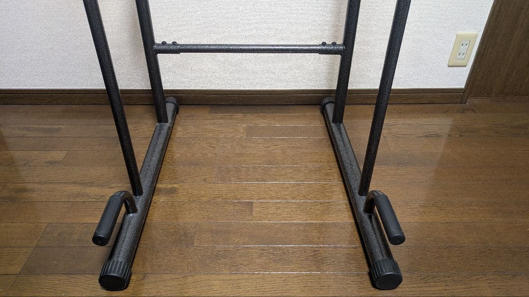 ぶら下がり健康器/懸垂マシン