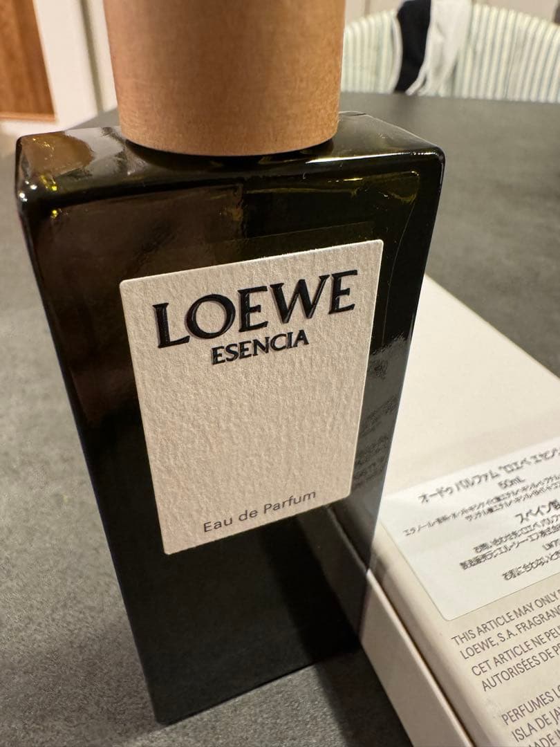 LOEWE ロエベ エセンシア オードゥ パルファム 香水