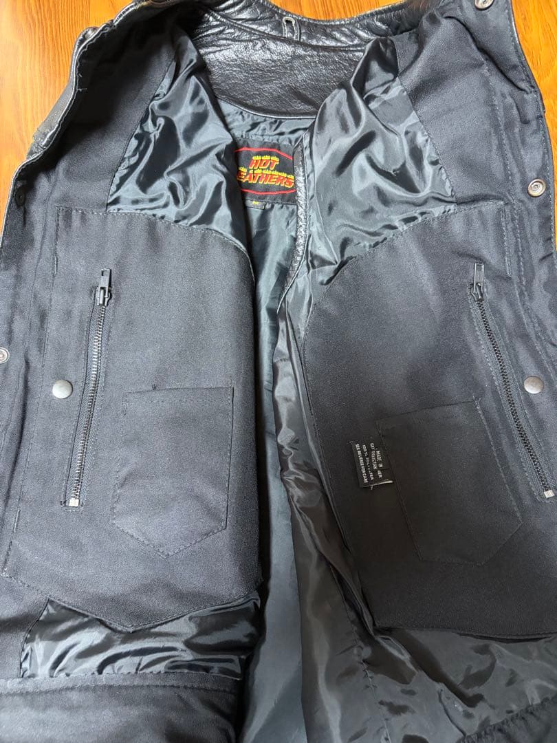 HOT LEATHERS ブラックレザー ベスト Mサイズ