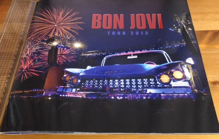 BON JOVI 2013ツアーパンフ