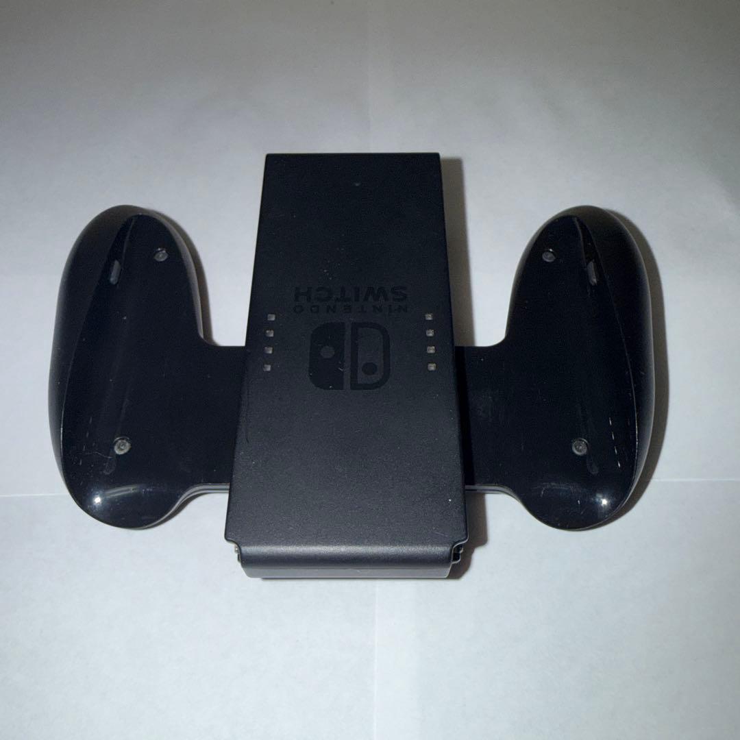 Nintendo Switch ハードケース グリップセット（充電可）付き