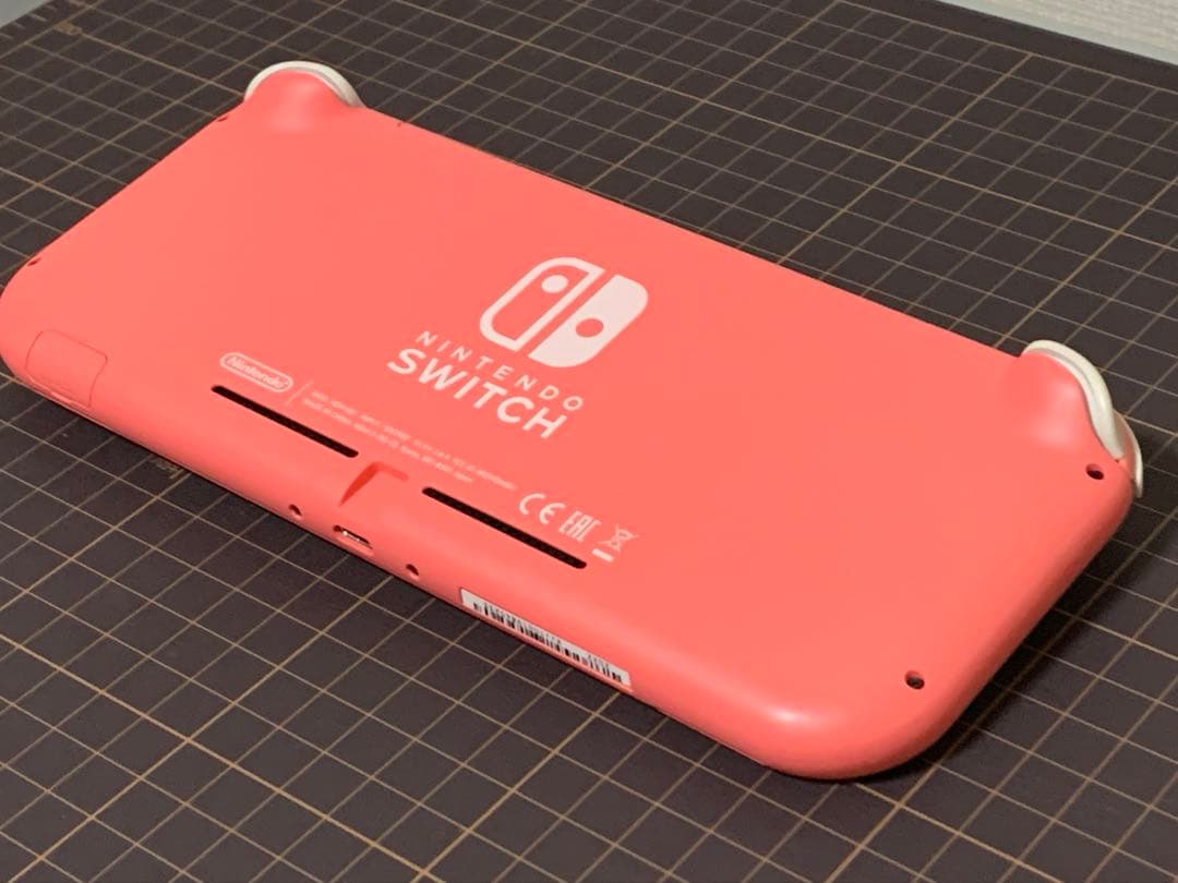 Nintendo Switch LITE コーラル ピンク