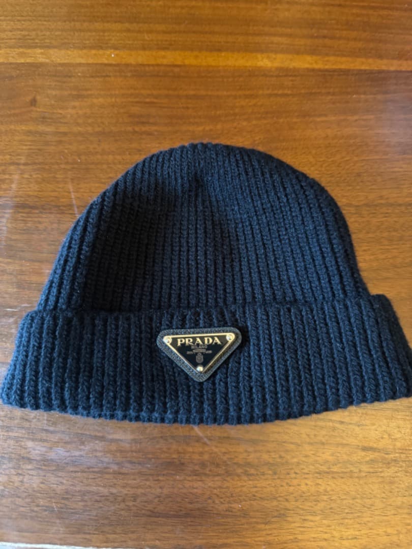 PRADA ブラック ウールカシミアビーニー　ニット帽 M