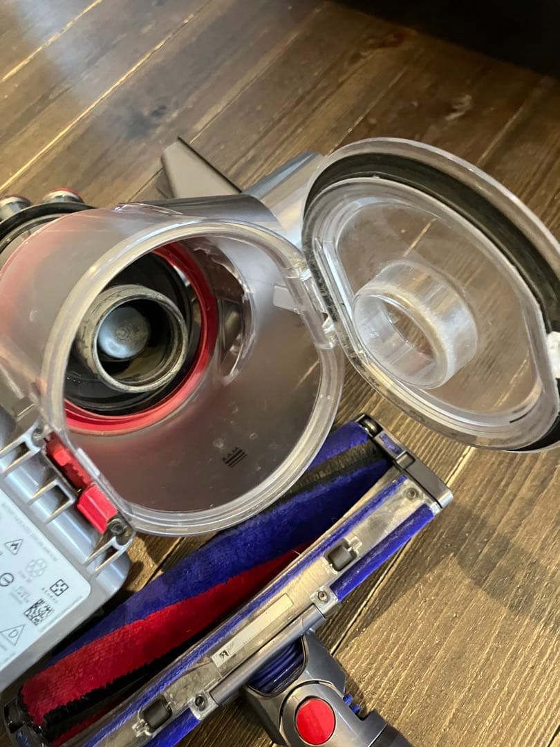 【一部問題あり】Dyson V8 SlimFluffy SV10K 掃除機セット